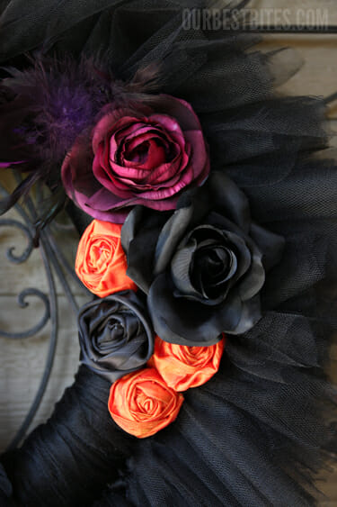 OBB Tulle Wreath side