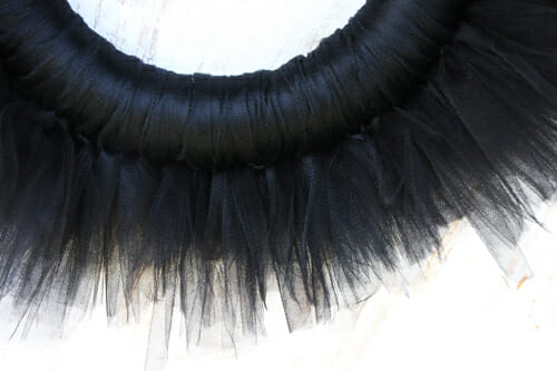 Tied Tulle Wreath hrz