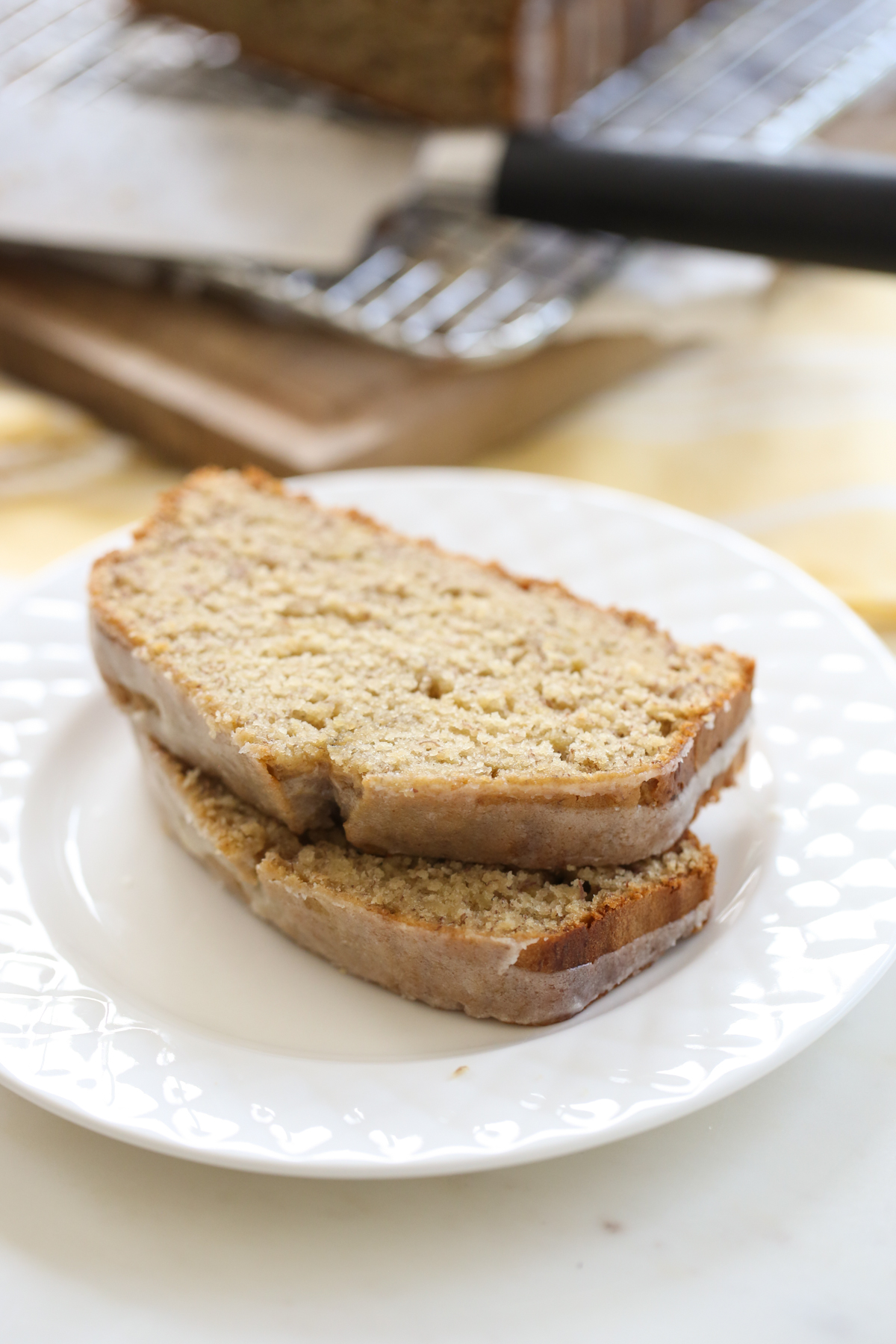 sliced banana bread