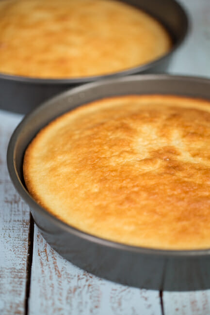 baked cakes
