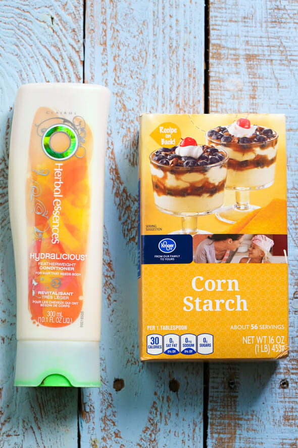 How to make corn starch condition play dough