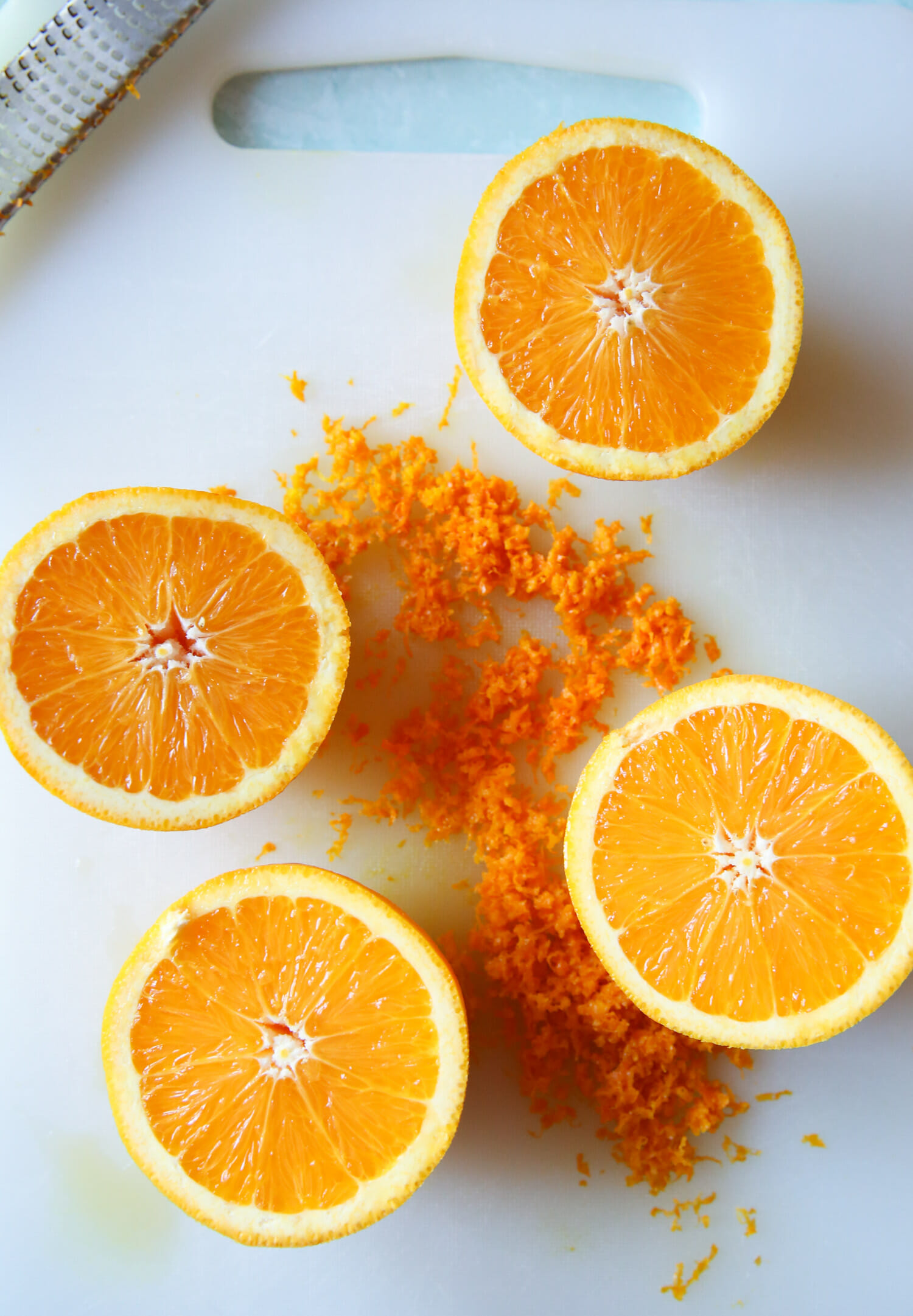 oranges cut in half